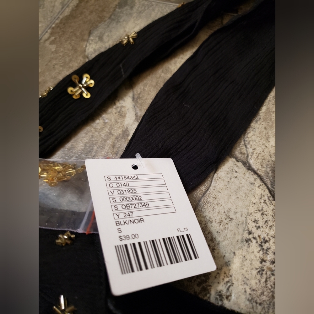 Urban Outfitters Out From Under Black Velvet Set - Picture 6 of 8